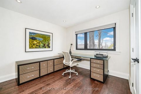 Photo 8 at 79 Elmsthorpe Avenue, Forest Hill South, Toronto