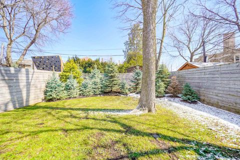 Photo 13 at 79 Elmsthorpe Avenue, Forest Hill South, Toronto