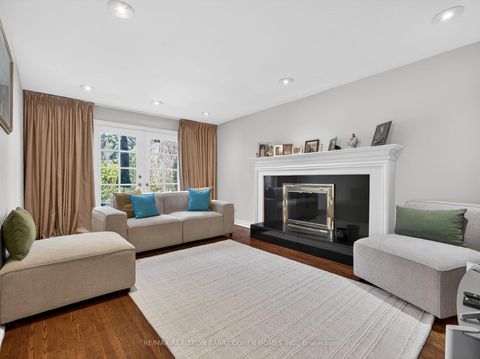 Photo 14 at 25 Harlington Road, Don Mills, Toronto