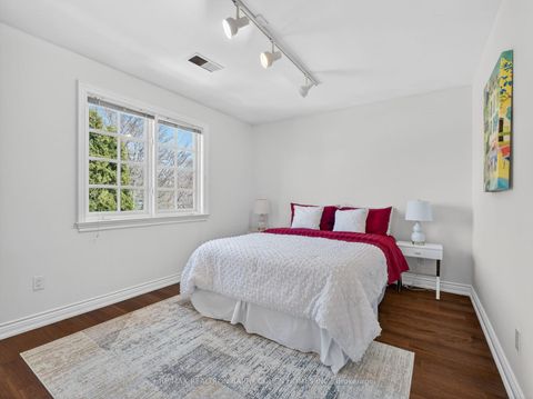 Photo 22 at 25 Harlington Road, Don Mills, Toronto