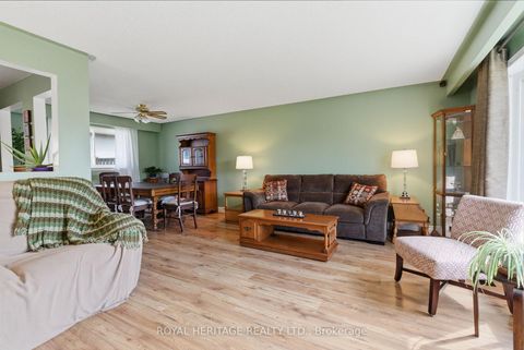 Photo 6 at 72 Clover Ridge Drive E, South East, Ajax