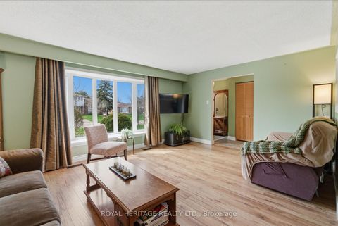 Photo 8 at 72 Clover Ridge Drive E, South East, Ajax