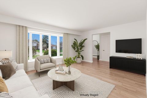 Photo 9 at 72 Clover Ridge Drive E, South East, Ajax