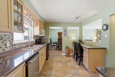 Photo 15 at 72 Clover Ridge Drive E, South East, Ajax