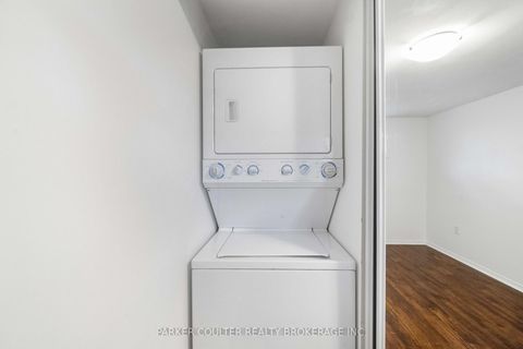 Photo 10 at 10 Ford Street, Sunnidale, Barrie