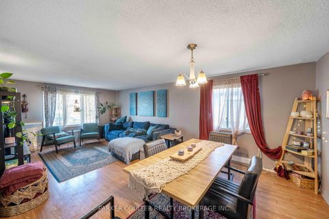 Photo 19 at 10 Ford Street, Sunnidale, Barrie