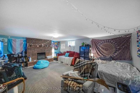 Photo 35 at 10 Ford Street, Sunnidale, Barrie