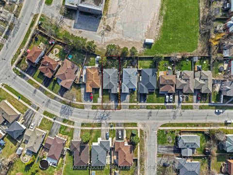 Photo 39 at 10 Ford Street, Sunnidale, Barrie