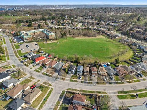 Photo 40 at 10 Ford Street, Sunnidale, Barrie