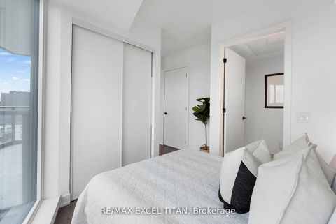 Photo 17 at 703 - 5 Lakeview Avenue, Bellwoods, Toronto