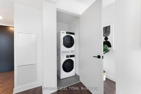 Photo 22 at 703 - 5 Lakeview Avenue, Bellwoods, Toronto