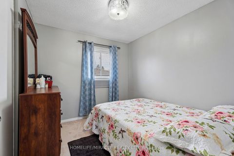 Photo 20 at 77 Livingstone Street W, Sunnidale, Barrie