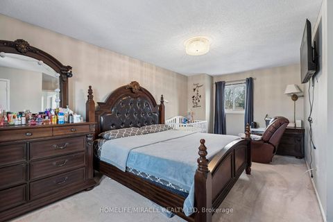 Photo 25 at 77 Livingstone Street W, Sunnidale, Barrie