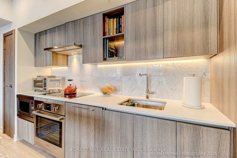 Photo 8 at 1215 - 17 Bathurst Street, Waterfront Communities C1, Toronto