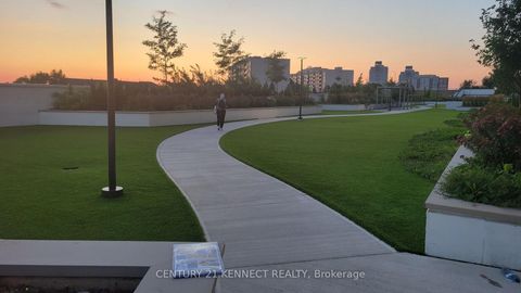 Photo 9 at 2606 - 105 Oneida Crescent, Langstaff, Richmond Hill