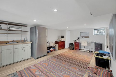 Photo 11 at 151 Richmond Street, Mill Pond, Richmond Hill