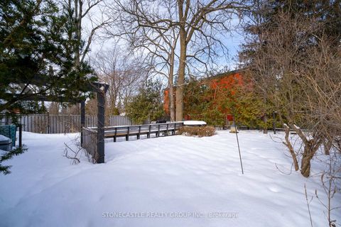 Photo 14 at 151 Richmond Street, Mill Pond, Richmond Hill