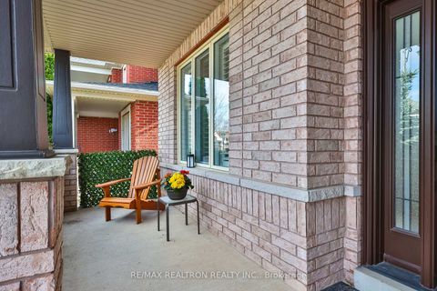 Photo 2 at 170 Silver Maple Road, Jefferson, Richmond Hill