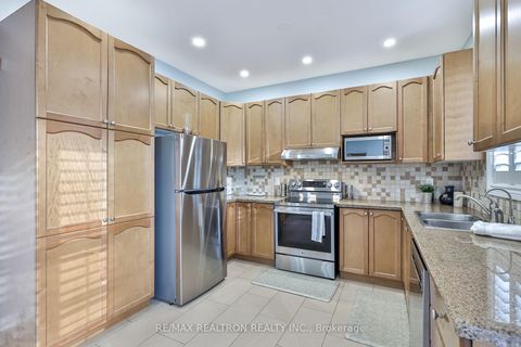 Photo 8 at 170 Silver Maple Road, Jefferson, Richmond Hill