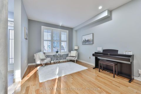 Photo 11 at 170 Silver Maple Road, Jefferson, Richmond Hill