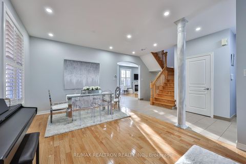 Photo 13 at 170 Silver Maple Road, Jefferson, Richmond Hill