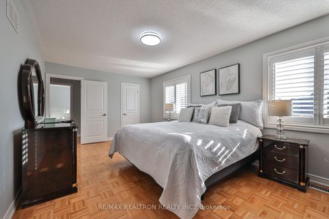 Photo 19 at 170 Silver Maple Road, Jefferson, Richmond Hill