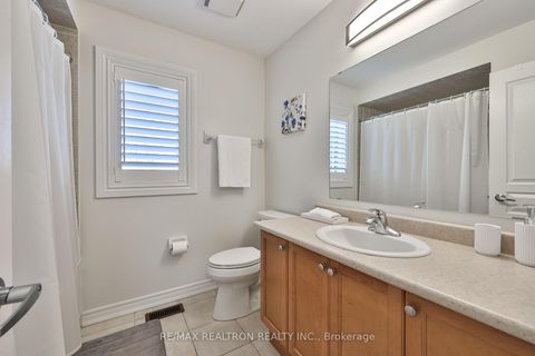 Photo 29 at 170 Silver Maple Road, Jefferson, Richmond Hill