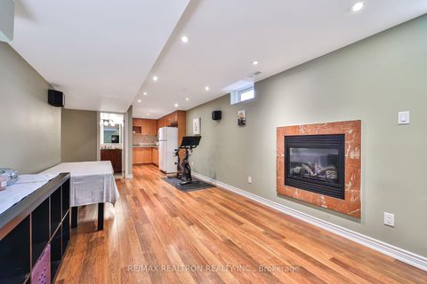 Photo 31 at 170 Silver Maple Road, Jefferson, Richmond Hill