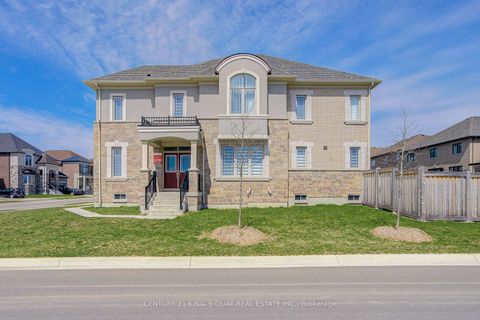 Photo 1 at 376 Seaview Heights, Queensville, East Gwillimbury