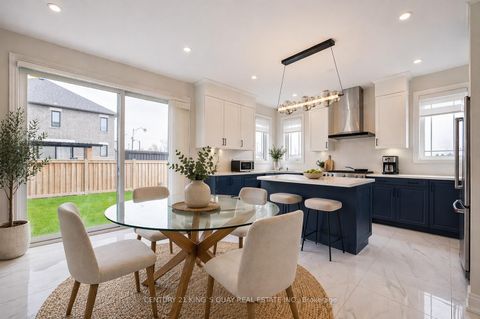 Photo 5 at 376 Seaview Heights, Queensville, East Gwillimbury