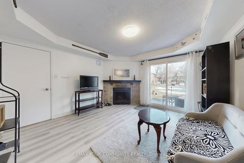 Photo 37 at 16 - 72 Ashglen Way, Unionville, Markham