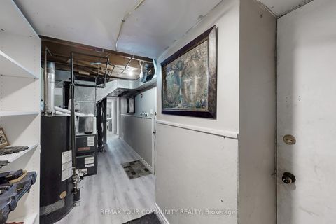 Photo 41 at 16 - 72 Ashglen Way, Unionville, Markham
