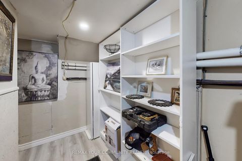 Photo 42 at 16 - 72 Ashglen Way, Unionville, Markham