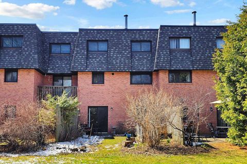 Photo 47 at 16 - 72 Ashglen Way, Unionville, Markham