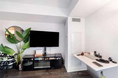 Photo 13 at 606 - 120 Varna Drive, Lawrence, Toronto