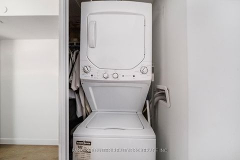 Photo 17 at 606 - 120 Varna Drive, Lawrence, Toronto