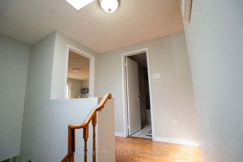 Photo 16 at 25 Shady Hollow Drive, Milliken, Toronto