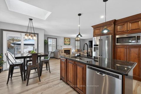 Photo 10 at 84 Loon Avenue, Painswick South, Barrie