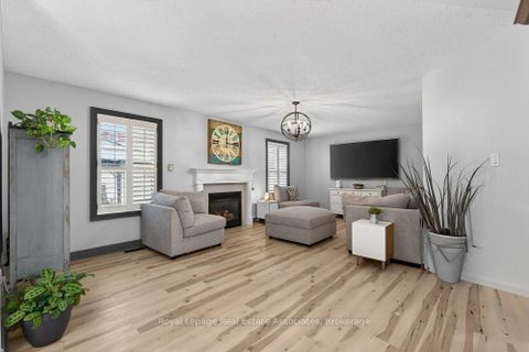 Photo 15 at 84 Loon Avenue, Painswick South, Barrie