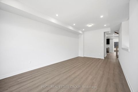 Photo 6 at 140 Danielle Moore Circle, Bendale, Toronto