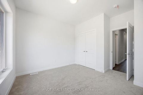 Photo 27 at 140 Danielle Moore Circle, Bendale, Toronto