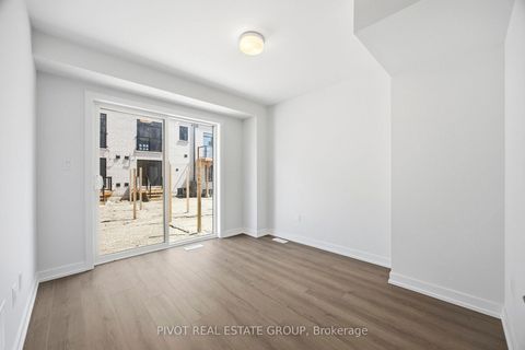 Photo 34 at 140 Danielle Moore Circle, Bendale, Toronto