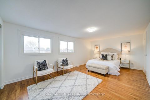 Photo 22 at 56 Upton Crescent, Milliken Mills West, Markham