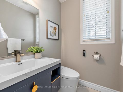 Photo 8 at 78 Bulmer Crescent, Woodland Hill, Newmarket