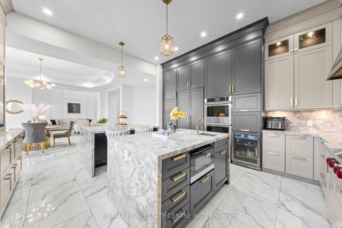 Photo 10 at 67 Rolling Green Court, Kleinburg, Vaughan