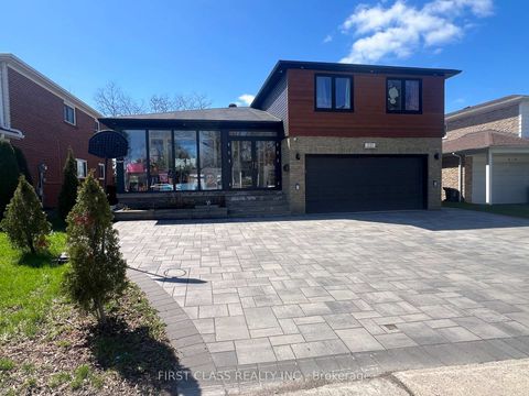 Photo 1 at 221 Chartland Boulevard, Agincourt North, Toronto