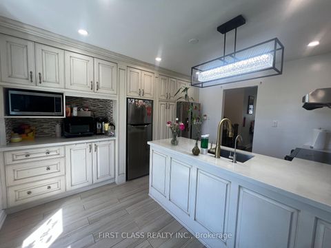 Photo 12 at 221 Chartland Boulevard, Agincourt North, Toronto