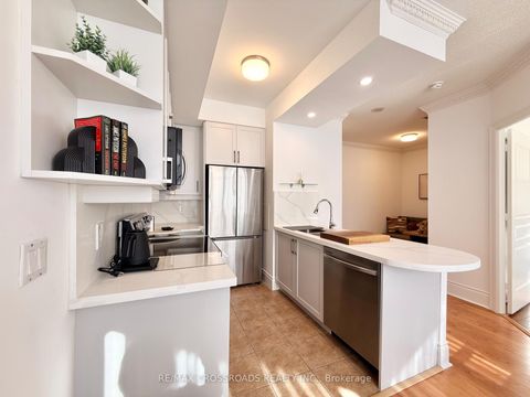 Photo 6 at 314 - 10 Northtown Way, Willowdale East, Toronto