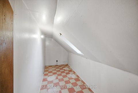 Photo 27 at 136 Harrison Street, Bellwoods, Toronto