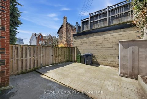 Photo 37 at 136 Harrison Street, Bellwoods, Toronto